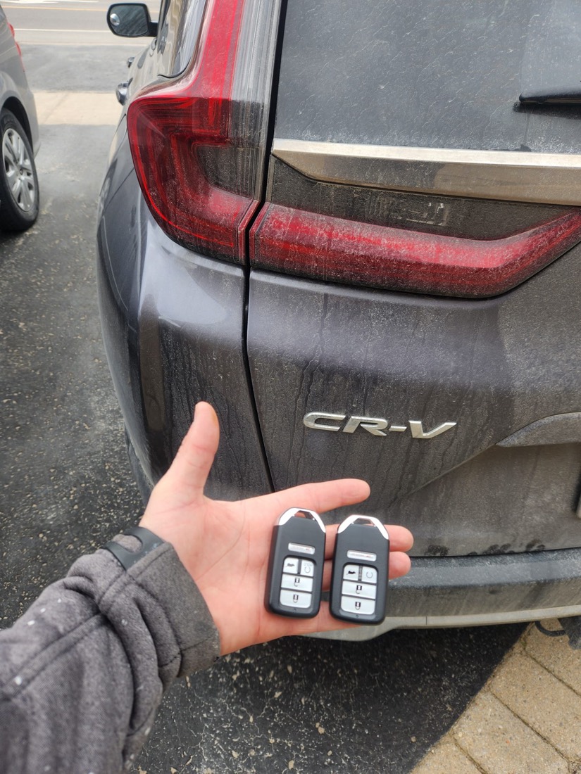 New Honda CR-V key fobs cut and programmed on-site